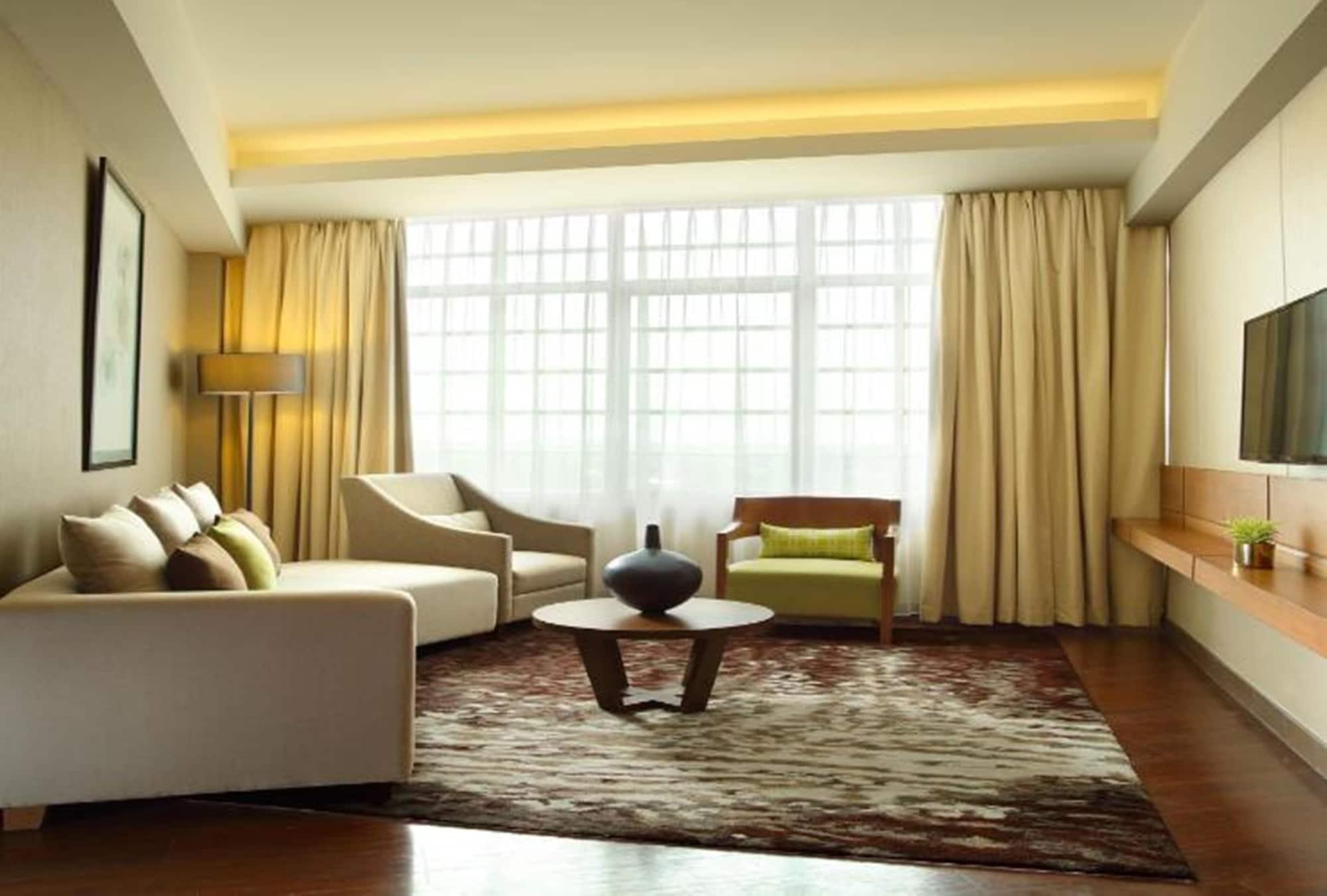 Hotel Santika Premiere Ice - Bsd City Serpong Kültér fotó